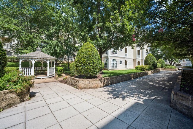 Building Photo - 4551 Strutfield Ln