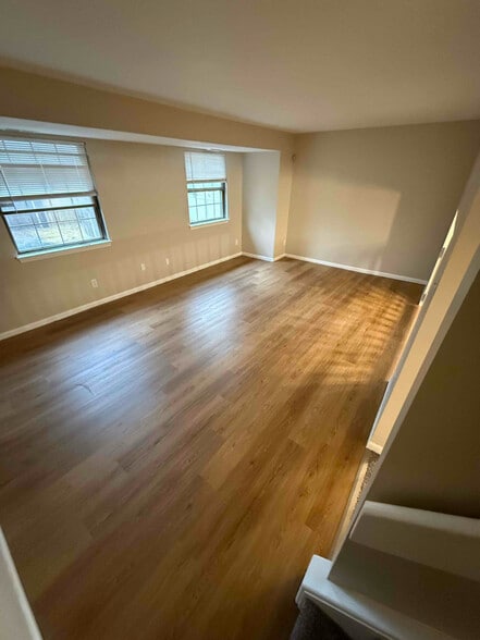 Building Photo - 4807 Anglesey Ct