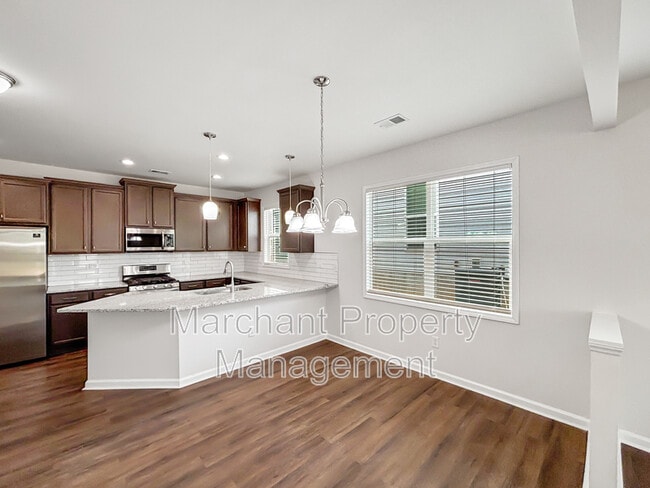 Building Photo - 6 Ashborne Ln