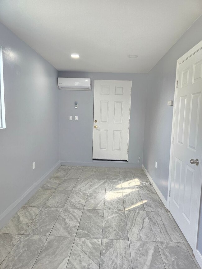 Building Photo - 45114 16th St W