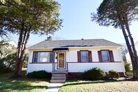 Building Photo - 1107 Carrolton St