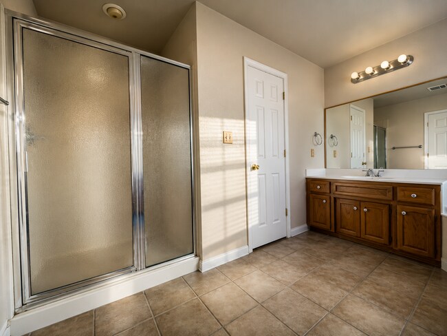 Building Photo - 3-Bedroom House for Rent in Killeen