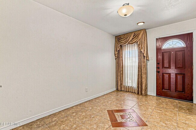 Building Photo - 6340 Modesta St