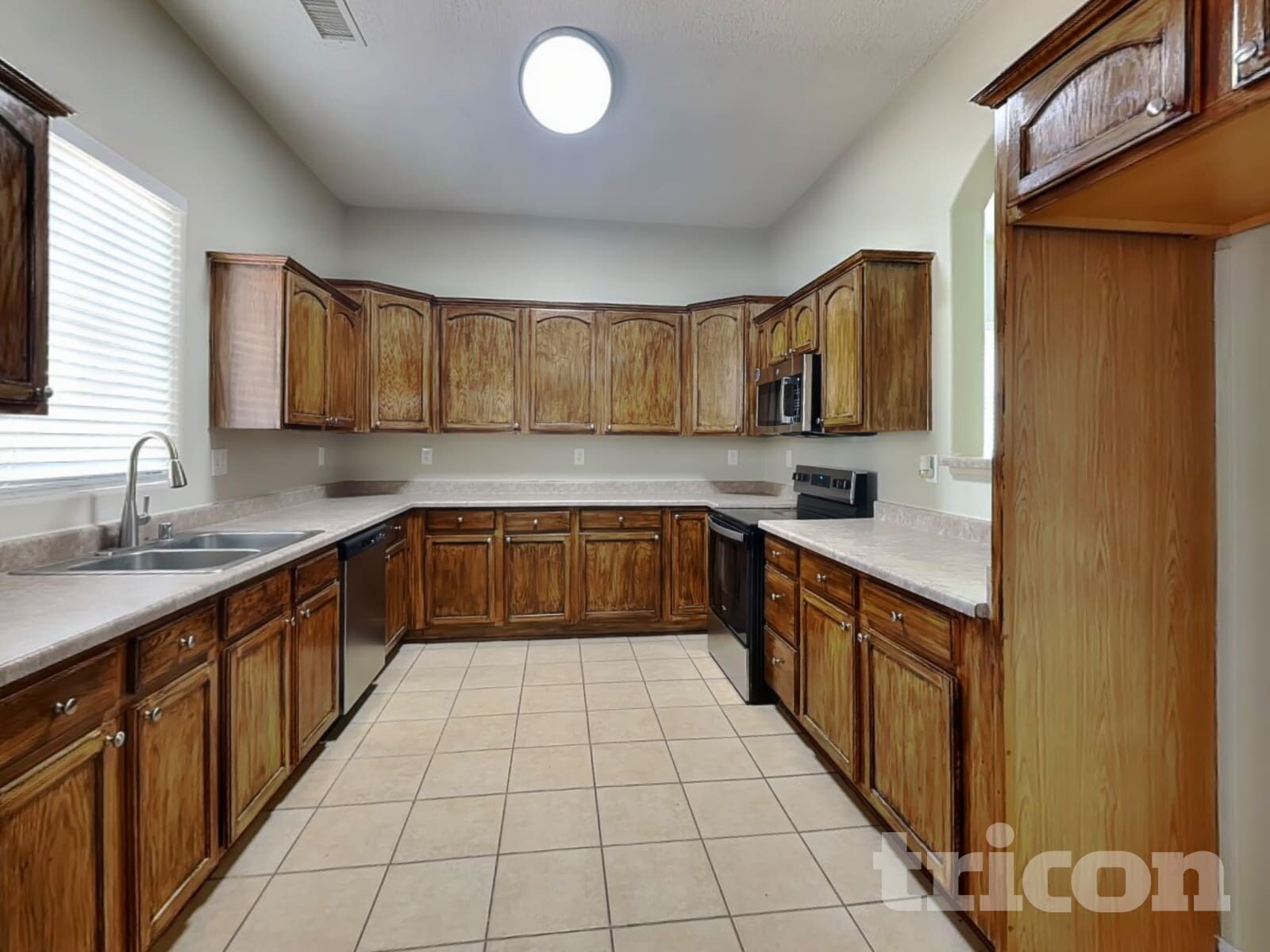 Building Photo - 2201 Coba Rd SE