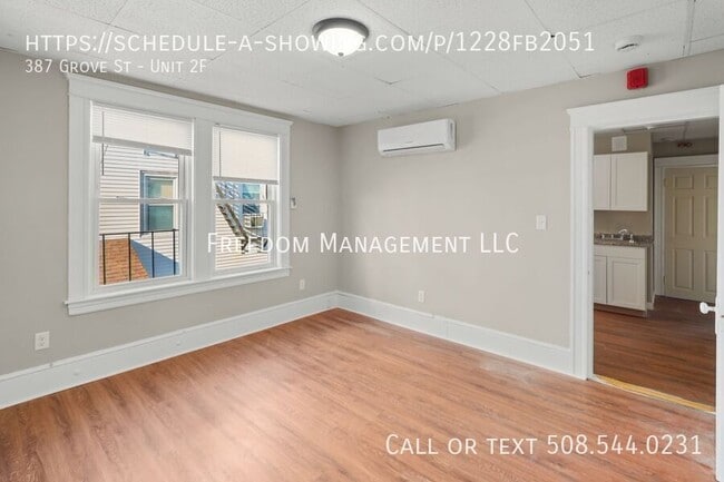 Building Photo - 387 Grove St