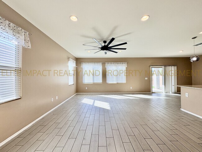 Building Photo - 7654 S Via Casa De Campo