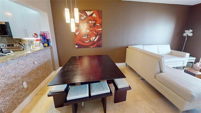 Building Photo - 10730 NW 66th St