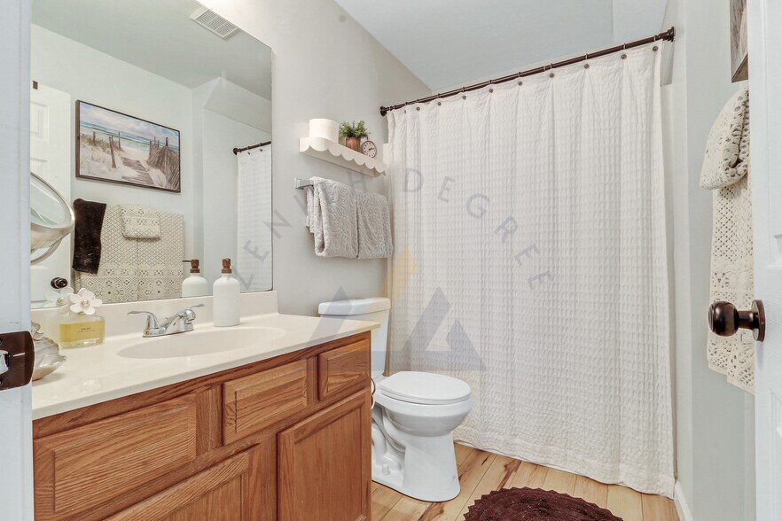 Building Photo - 420 Gardners Cir