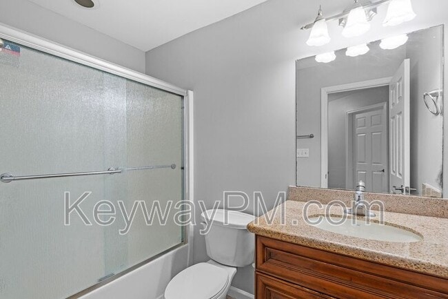 Building Photo - 2207 River Park Ct