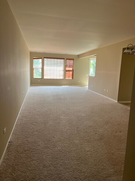 Building Photo - 13385 Rockton Trl