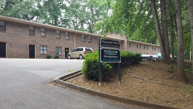 Building Photo - READY NOW!!! Corner Unit! 2 Bedroom 1.5 to...