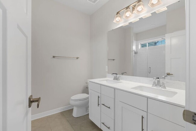 Building Photo - 113 Eagle Wood Dr