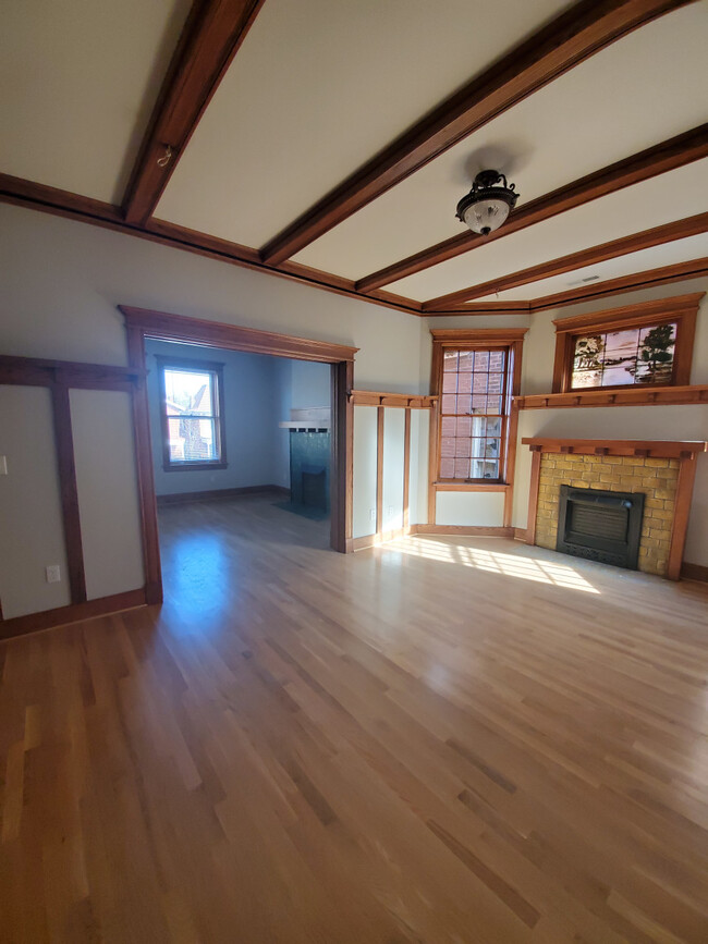 Building Photo - 6124-26 Waterman