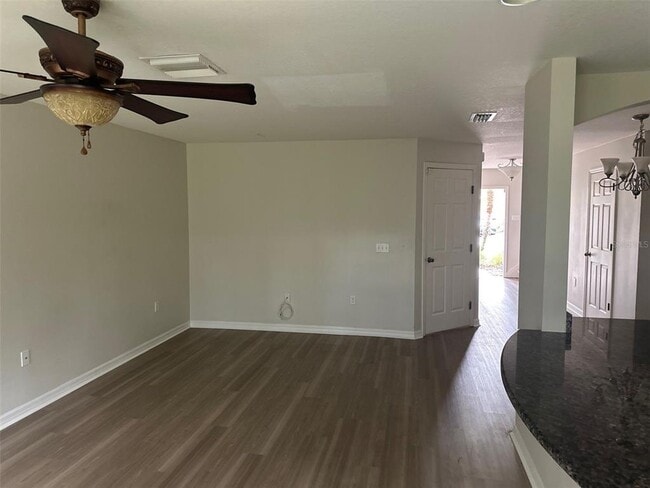 Building Photo - 2800 Birchcreek Dr