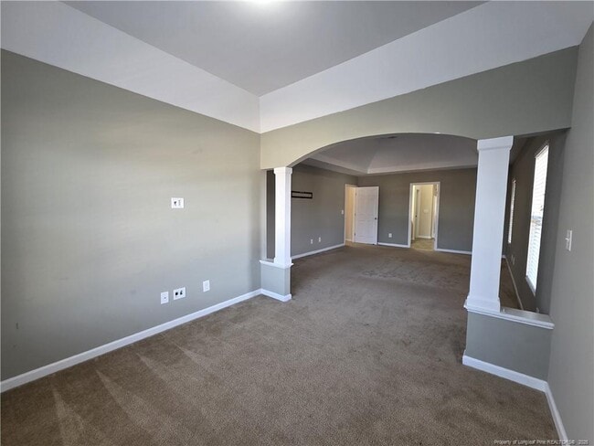 Building Photo - 825 Running Horse Ln