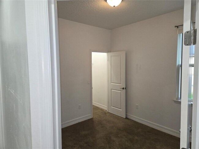Building Photo - 104 Herring Way