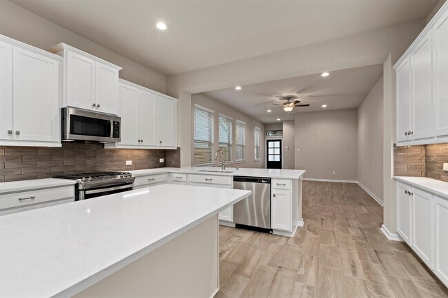 Building Photo - 131 Lukewood Cir