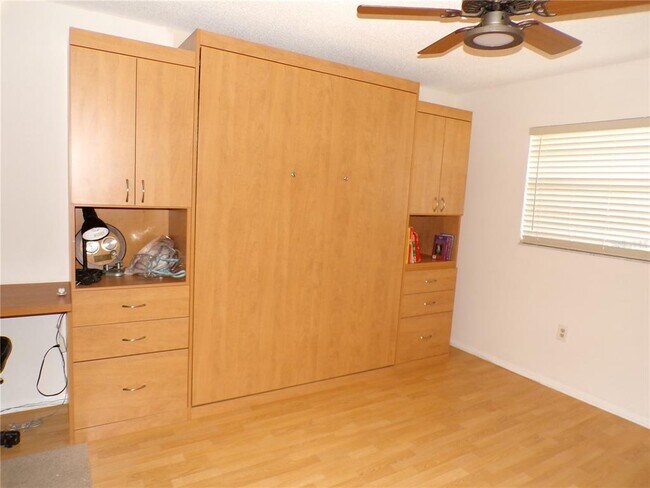 Building Photo - 102 Capri Isles Blvd