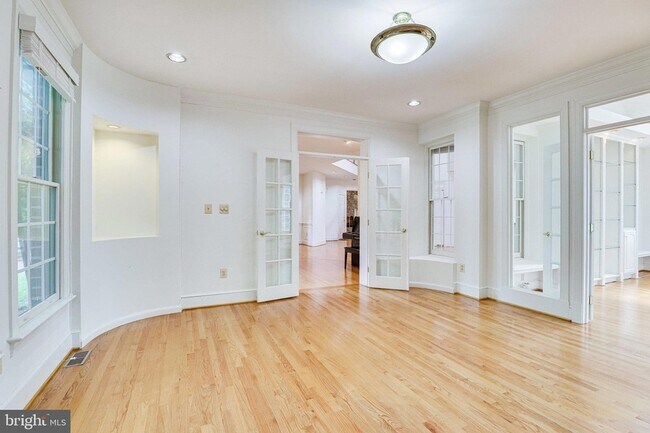 Building Photo - 1719 Strine Dr