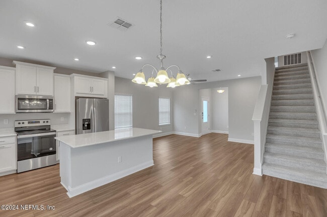 Building Photo - 14116 Sterely Ct S