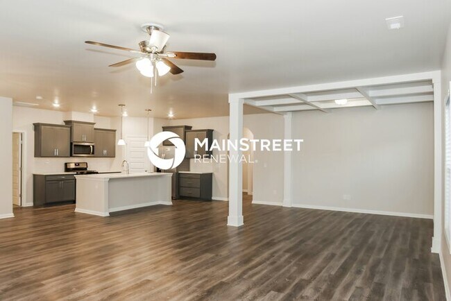 Building Photo - 3 Bedroom Pet-Friendly Home in MERIDIANVIL...