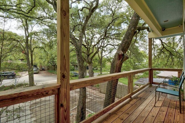 Building Photo - 2330 Westforest Dr
