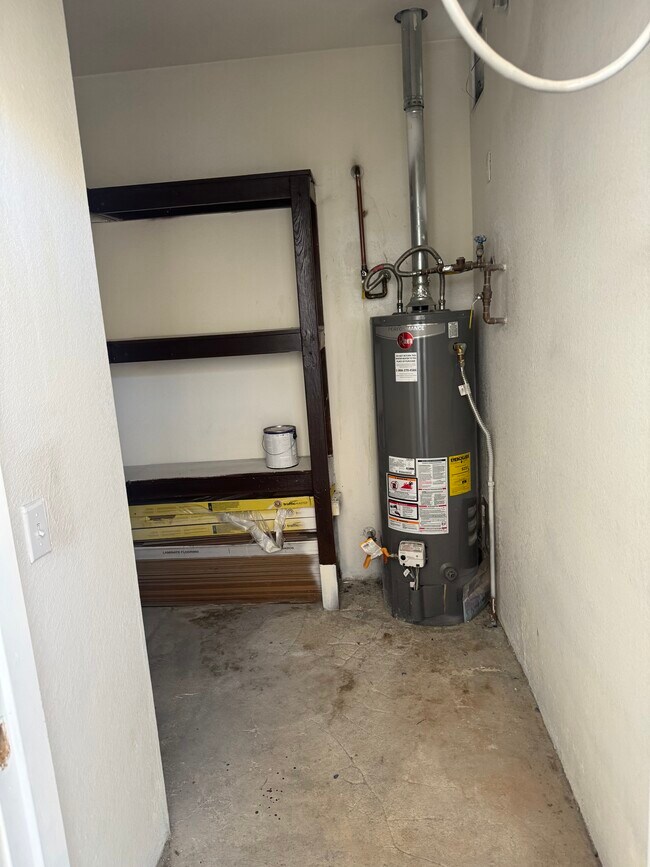 Building Photo - 1405 S Nellis Blvd