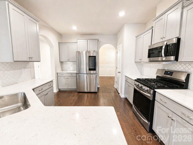 Building Photo - 15104 Moulin Ct Dr