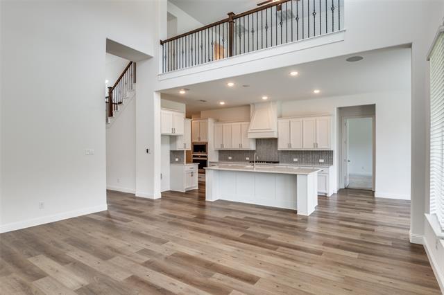 Building Photo - 513 Montrose Dr