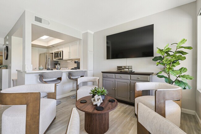 Building Photo - 78347 Terra Cotta Ct