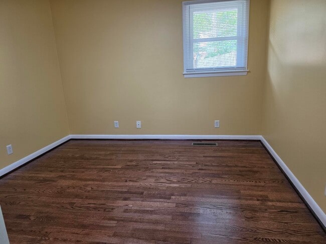 Building Photo - 2701 Patrick Rd