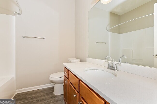 Building Photo - 512 Anglewood Trace