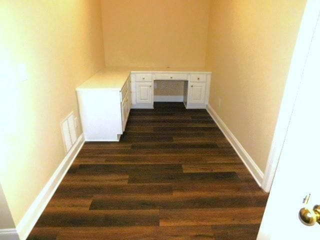 Building Photo - 3002 Montclair Cir SE