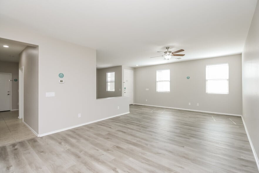 Building Photo - 2218 S 118th Ave