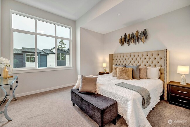 Building Photo - 15008 40th Ave W