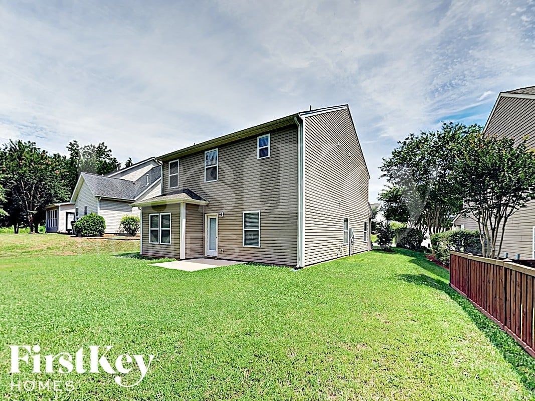 Building Photo - 3917 Catawba Hills Dr