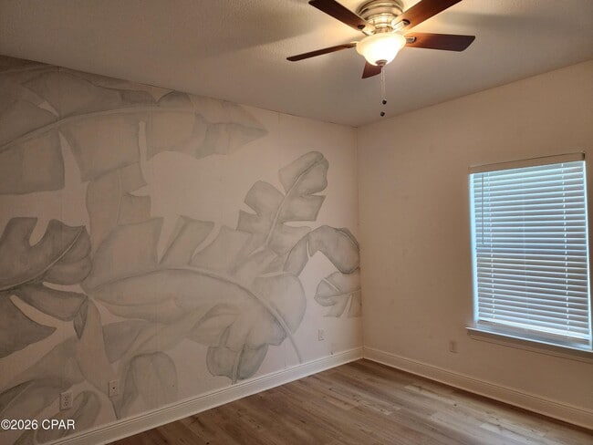 Building Photo - 114 Heather Dr