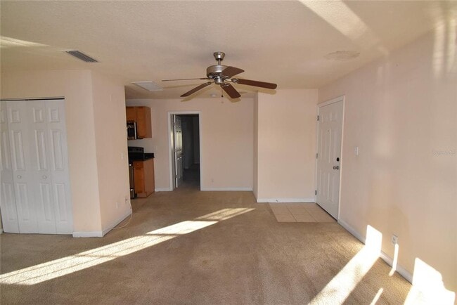 Building Photo - 220 Pompano Dr SE