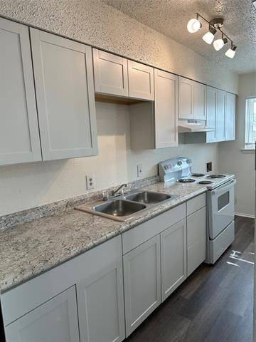 Building Photo - 5312 Humbert Ave