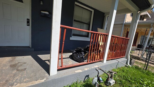 Building Photo - 3 Bed 2 Bath Rare to Rent!