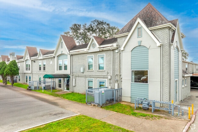 Primary - Sharon Park