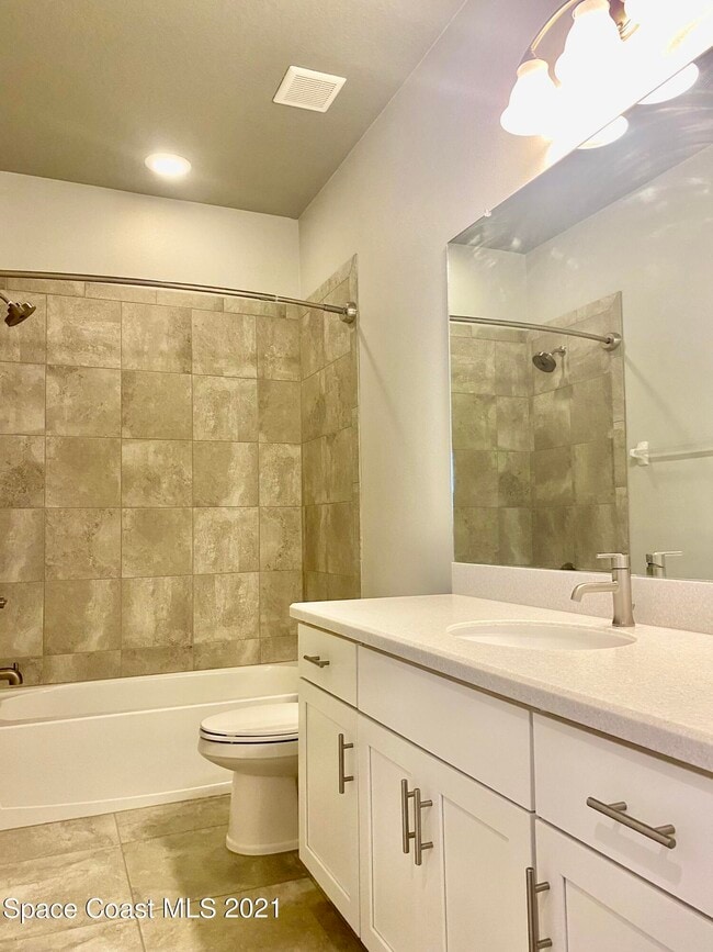 Building Photo - 2715 Vuldarno Ln
