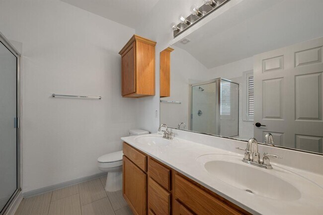 Building Photo - 5400 Rusk Ct
