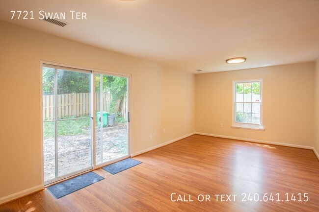 Building Photo - 7721 Swan Terrace