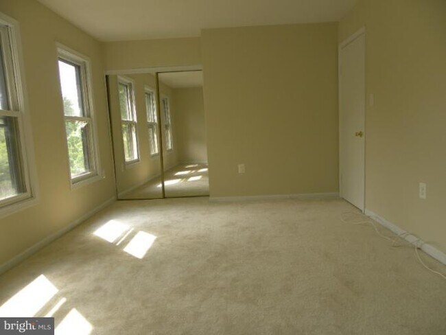 Building Photo - 14262 Heritage Crossing Ln