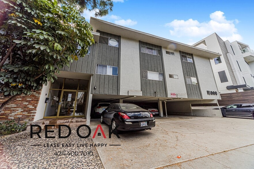 Building Photo - 15000 Moorpark St