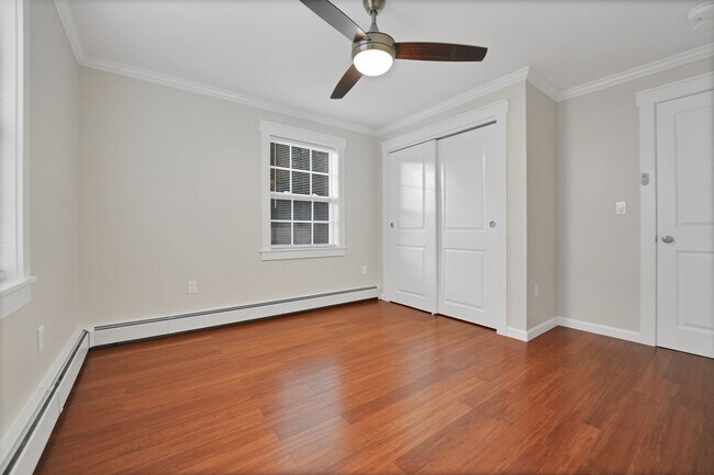 Building Photo - 245 Wareham Rd