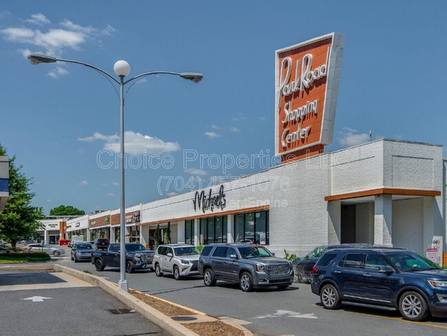 Building Photo - 415 Mather Green Ave