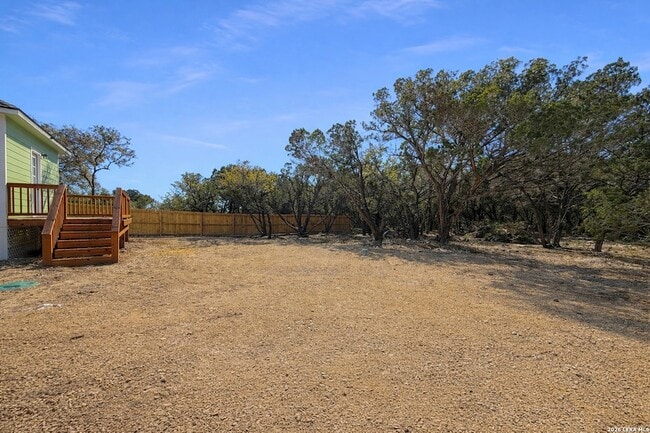 Building Photo - 656 Skyline Dr