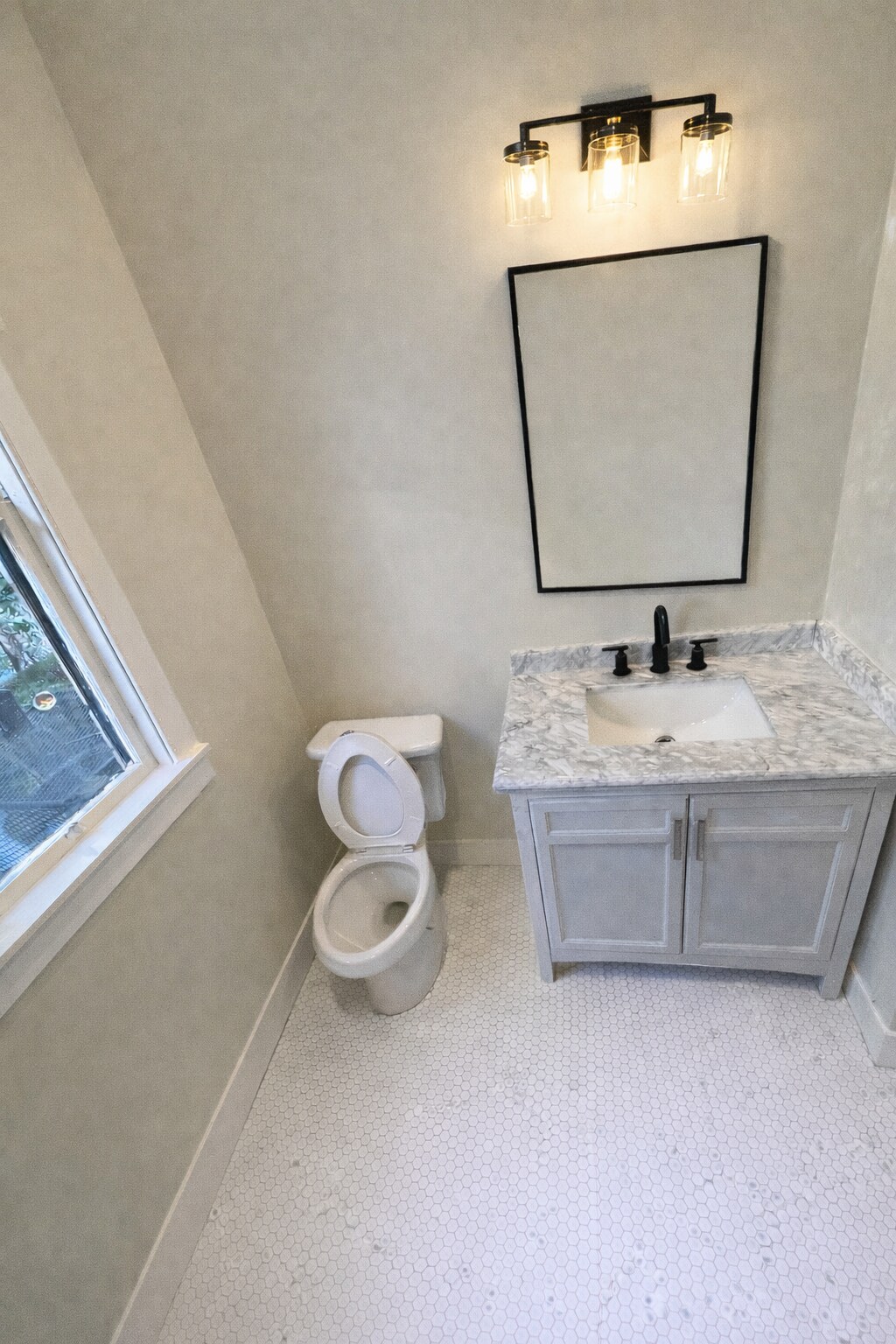 Bathroom 2 - 2703 Hillcrest Ave